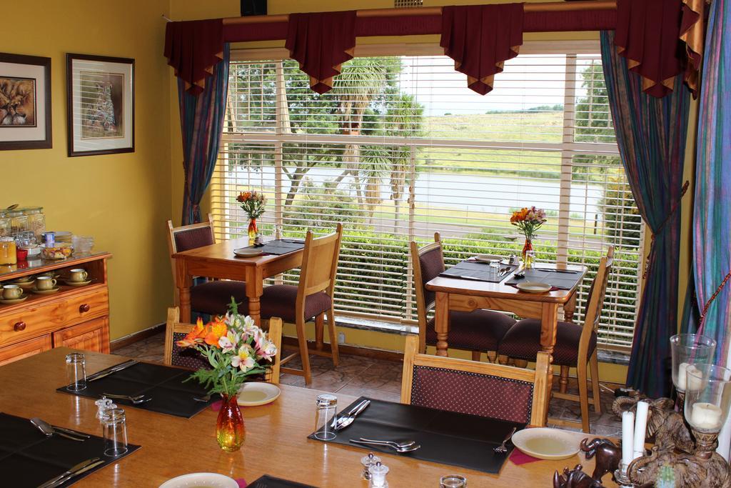Waterfront Guest House Carolina 外观 照片