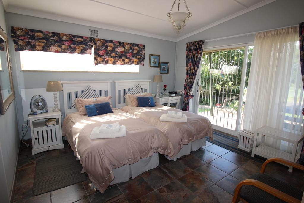 Waterfront Guest House Carolina 外观 照片
