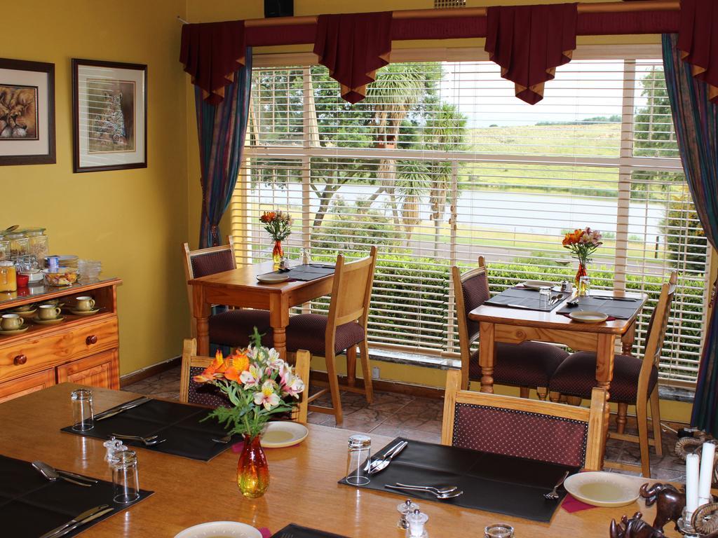 Waterfront Guest House Carolina 外观 照片